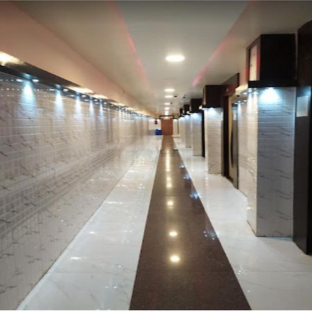 Gokul Raj By Wb Economy , Madhubani Hotel Exterior foto