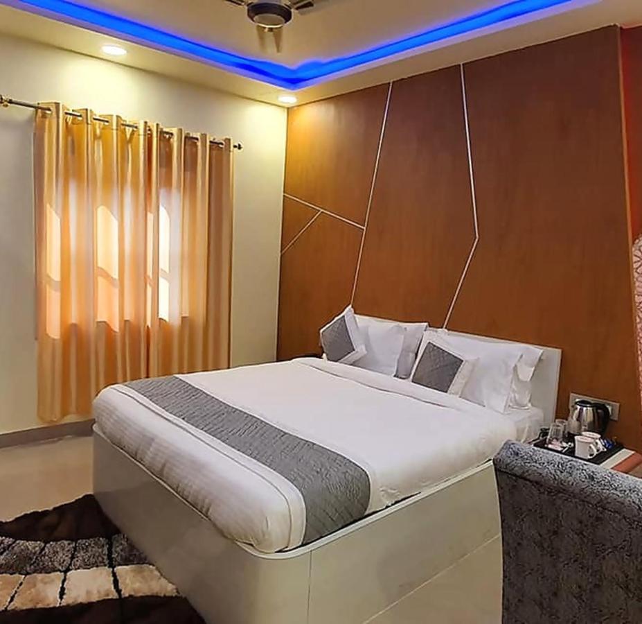 Gokul Raj By Wb Economy , Madhubani Hotel Exterior foto