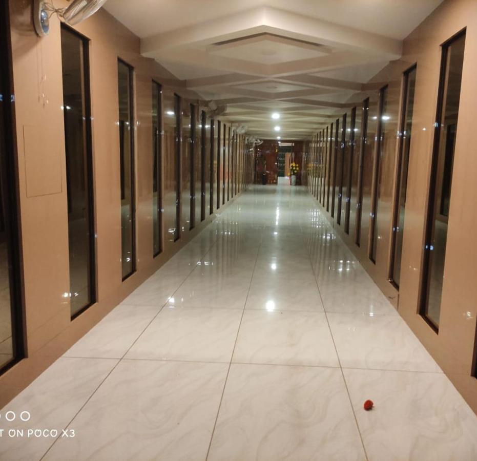 Gokul Raj By Wb Economy , Madhubani Hotel Exterior foto